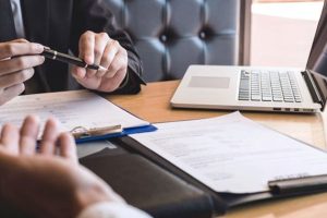 تعلیق قرارداد کار